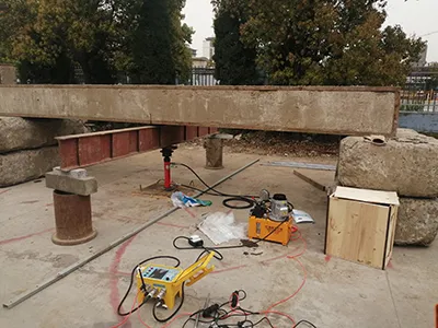 Pompe hydraulique électrique portable