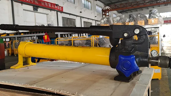 Pompe hydraulique manuelle