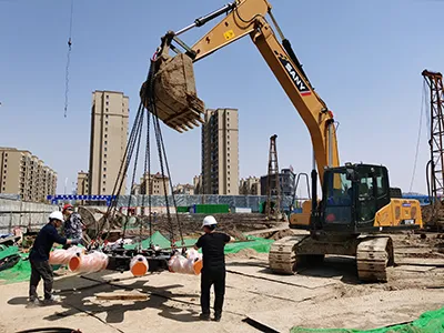 Brise-pieux hydraulique