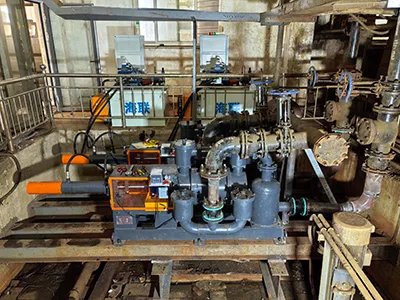 Pompe à piston horizontal (pour remplacer une pompe à vis)